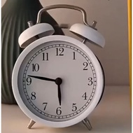 Alarm clock/ alarm clock/ white clock/ alarm clock