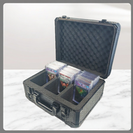 กล่องเก็บบัตร Pokemon ขนาดใหญ่พกพาสะดวก กล่องเก็บบัตร PTCG รุ่น PSA กล่องเก็บบัตร BGS สำหรับบุคคลทั่