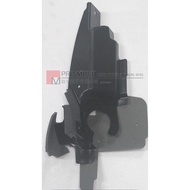 ORIGINAL NISSAN NAVARA D40 2008 RADIATOR COVER