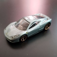Hot Wheels Ferrari 458 Italia