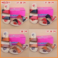 Dakari women's sandals