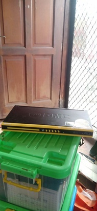 DVD VCD CD PLAYER GMC BM-081T YELLOW