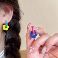 Korean Version Contrast Color Flower Circle Earrings Niche Design Unique Unique Unique Earrings