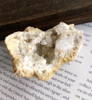 Crystal 雲貴川產地 白水晶小晶洞 原皮 閃靈晶洞 天然礦石 原礦