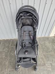 Babyzen Yoyo 黑色 輕便摺疊嬰兒車 bb車 stokke手推車 stroller