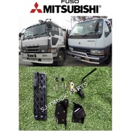FUSO FV418 /MITSUBISHI CANTER FE639 ACCELERATE PADEL WITH BRACKET @1set (NEW)