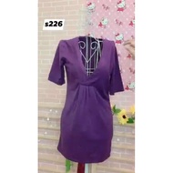 Wide V-neck dress. S226