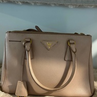 Prada 殺手包