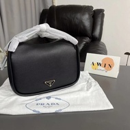 【Awinbag】Triangle Logo fashion handbag for women