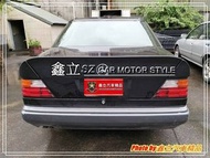 ※ 鑫立汽車精品 ※ BENZ W124 AMG 三片式 尾翼 大鴨尾 ABS 材質 外銷 副廠件 素材