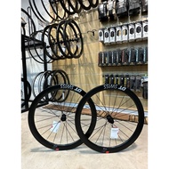 DT SWISS ARC 1100 DICUT DB ROAD CYCLING CARBON WHEELSET