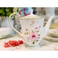 Vantage Primrose Embosed Gold Tea Set 20pcs