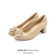 Sweet Palettes รองเท้าหนังแกะ Lunar Joy French Taupe
