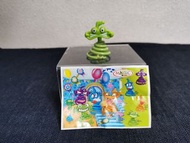 [新版] 1/4  Kinder Surprise 健達出奇蛋玩具 - 彈簧蛇
