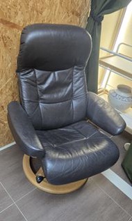 hjellegjerde simmons安樂椅 