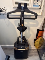 Tefal 蒸氣掛熨機
