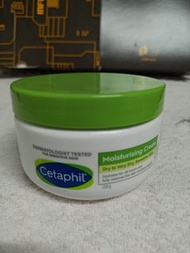 Cetaphil Moisturising cream