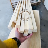 Square pine wood bar 3 x 3 cm