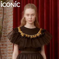 PRE-ORDER 10-14 วัน iCONiC BLACK GOLD TASSEL T-SHIRT #5684เสื้อยืด สีดำ แขนสั้น พู่ทอง ระบายคอ ผ้าทู