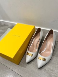 Sauvereign heels shoes (size 39)