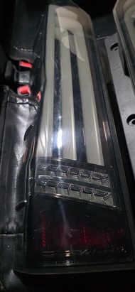 Toyota hiace 300 LED 尾燈