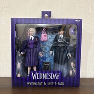 NECA Wednesday - Wednesday Addams และ Enid Sinclair (ชุดยูนิฟอร์ม Nevermore) ฟิกเกอร์แอคชั่นขนาด 8 น