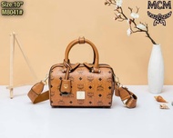 กระเป๋าสะพายข้างทรงหมอน MCM 10 นิ้ว