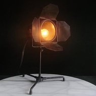 【老時光 OLD-TIME】早期二手台灣製攝影投射燈造型桌燈