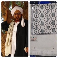 Embossed embroidered turban habib shawl