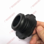 Popular Excavator Accessories Hitachi 200 230-5-6 Oil Cap Isuzu Engine 6BG1 6BD1 Fuel Cap