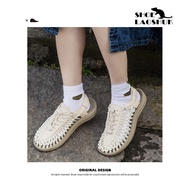 SOOG เฉพาะกลุ่ม Vintage Bao Head Sandals ผู้หญิงแบน 2023 ใหม่ Softsole กลวงออก Casual Hole รองเท้า ถัก Roman 24 ชั่วโมงจัดส่ง 1-3 วันมาถึง