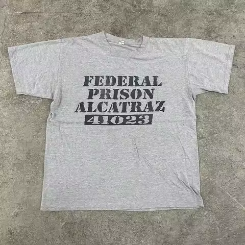 Vintage Alcatraz Federal Prison Inmate Number Script T Shirt Gray Size Large