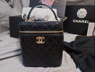 Chanel small vanity case/ box 黑金盒子/化妝箱/  化妝包