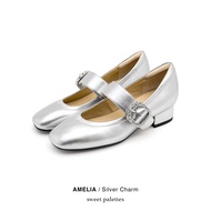 Sweet Palettes รองเท้าหนังแกะ Amelia Silver Charm