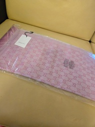 Gucci  頸巾