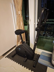 DOMYOS 3kg 飛輪健身單車 - Essential - Fly Wheel Essential Exercise Bike