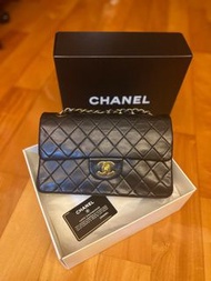 Chanel Vintage Small Classic Flap 23cm