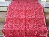 Kain Tenun Motif Kepiting Warna Merah ungu hitam tenunan buatan jepara khas sumba sumbawa merumere a