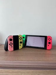 任天堂 Nintendo Switch 1 Console 連4手掣, 火牛及底座