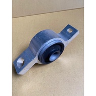 [J2 Auto Parts] Lexus IS250 06-12 IS350 GS300 GS350 GS430 (R Side) Tripod Iron Cover