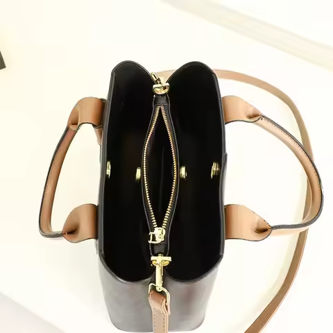 12.4 inches (31cm) Stylish and Practical Shoulder Bag for Women - New Collection