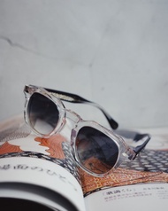 Vatic Vintage Optical Soto Crystal Pure / Black 8mm厚切膠卷