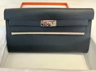 Hermes ‘Kelly To Go’ Black Epsom Leather
