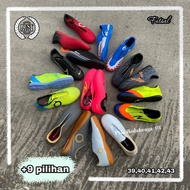 Wholesale First Hand Factory Quality Futsal Shoes