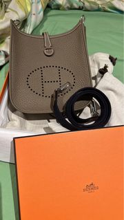 全新 Hermes Mini Evelyne （大象灰）