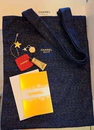 Chanel 牛仔色金絲布袋Tote bag、charm吊飾、粉底液set