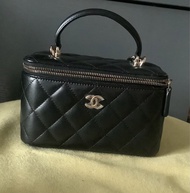 Chanel 盒子
