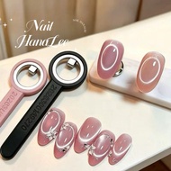 Circle magnet with convenient handle