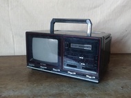 ACTION： 3合1迷你手提黑白電視機（錄音機、廣播、早期小電視、映像管） — 古物舊貨、懷舊古道具、復古擺飾、早期民藝、老電視、古董科技收藏
