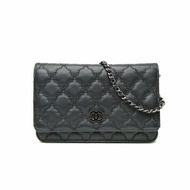 CHANEL CFWOC琺瑯扣黑色牛皮20開琺瑯扣肩背包